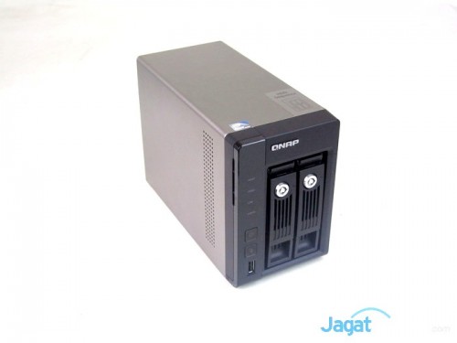 Review QNAP TS-269 Pro: NAS SMB Kelas Atas dengan Intel Atom 8 QNAP TS-269 Pro (16)