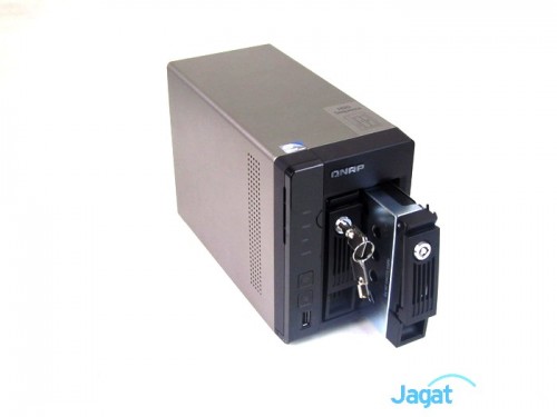 Review QNAP TS-269 Pro: NAS SMB Kelas Atas dengan Intel Atom 10 QNAP TS-269 Pro (18)
