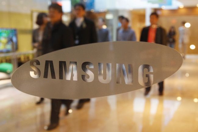 Samsung Tak Ingin Apple Menang Sendirian di Cina 3 Samsung 2