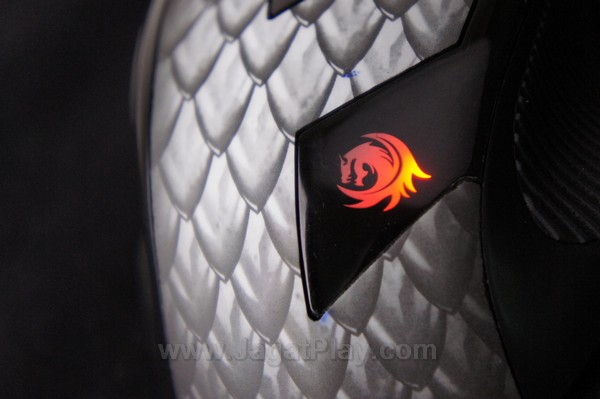 Review Mouse Gaming Sharkoon Drakonia Black: Si Naga Hitam yang Garang! 5 Sharkoon Drakonia Black 511