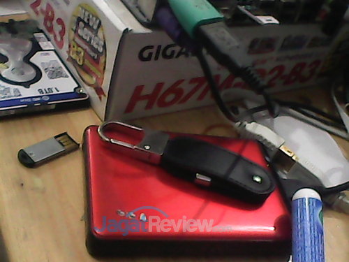 SpeedUp Pad Phone - Kamera Depan