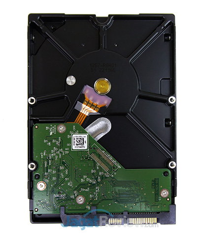Review Western Digital Red 3 TB: Hard Disk Kencang dan Besar Khusus NAS 2 Western Digital Red 3 TB - Belakang