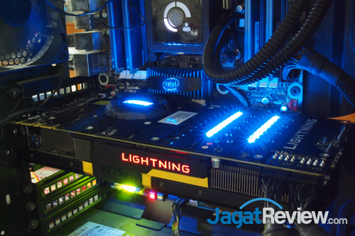 Penampakan Perdana PCB VGA MSI Radeon R9 290X Lightning 29 msi gtx 780 lightning side led red