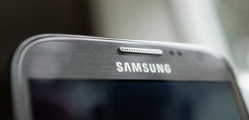 samsung_galaxy_handset_logo_close_up_634x306x24_expand