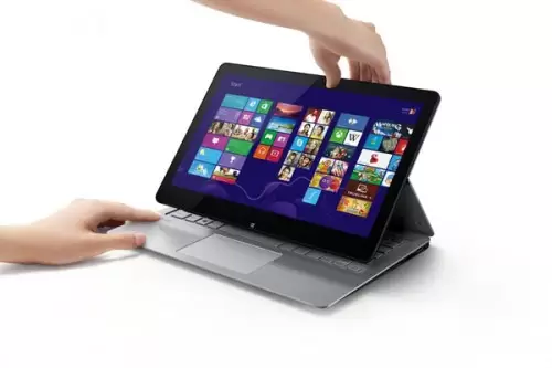 Sony Vaio Fit Multi-Flip Hadir dengan 3 Ukuran Layar 2 sony_vaio_fit_13a_3