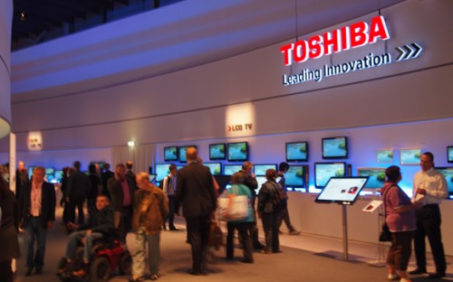 IFA-2010-Toshiba-Booth-Tour-1