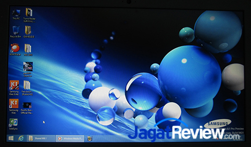 Windows 8.1 Berikan Pengalaman Komputasi yang Personal, Lebih Cepat dan Responsif 3 tombol Start kembali disematkan dalam update tebaru ini, dan masih berada di pojok kiri bawah seperti Windows terdahulu