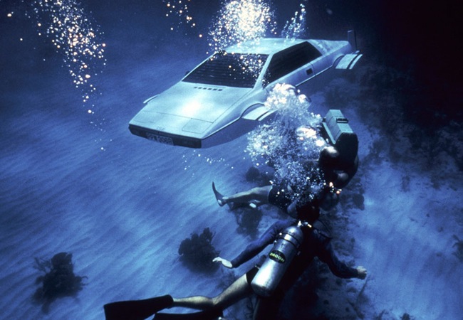 Mobil Amfibi James Bond Dibeli CEO Tesla Seharga $886K 19 James Bond Submarine Car1