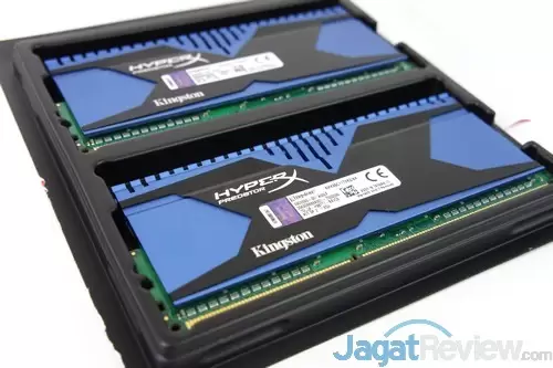 Review Kingston HyperX Predator DDR3-2666 CL11 8GB Kit (KHX26C11T2K2/8X) 53 KHXPredator 02
