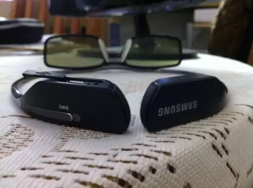 Kacamata Samsung 3