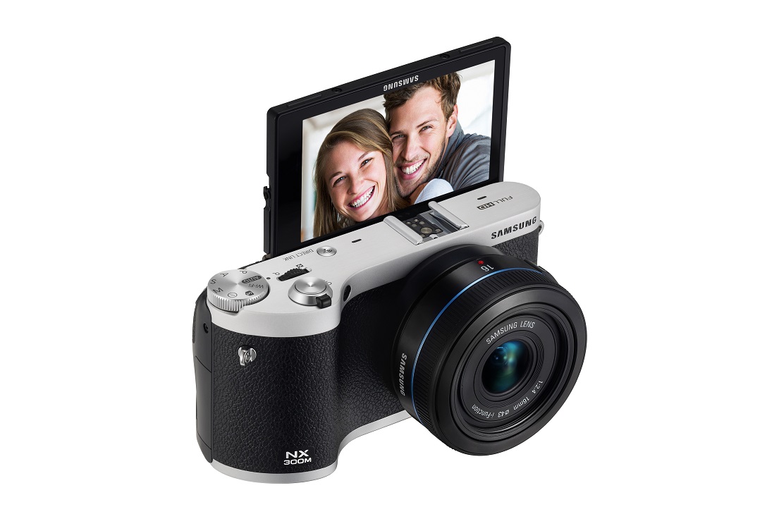 Samsung Perkenalkan Kamera Mirrorless NX300M 4 SAMSUNG NX300M b
