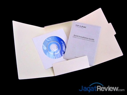 Hands-On Review TP-Link TL-WA850RE: Range Extender Murah 4 TP-Link TP-WA850RE (10)