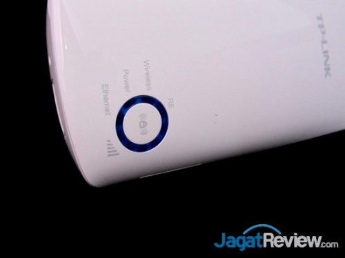 Hands-On Review TP-Link TL-WA850RE: Range Extender Murah 3 TP-Link TP-WA850RE (22)