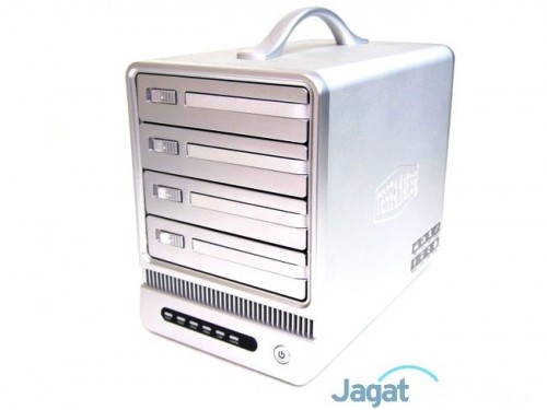 TerraMaster F4 NAS (30)