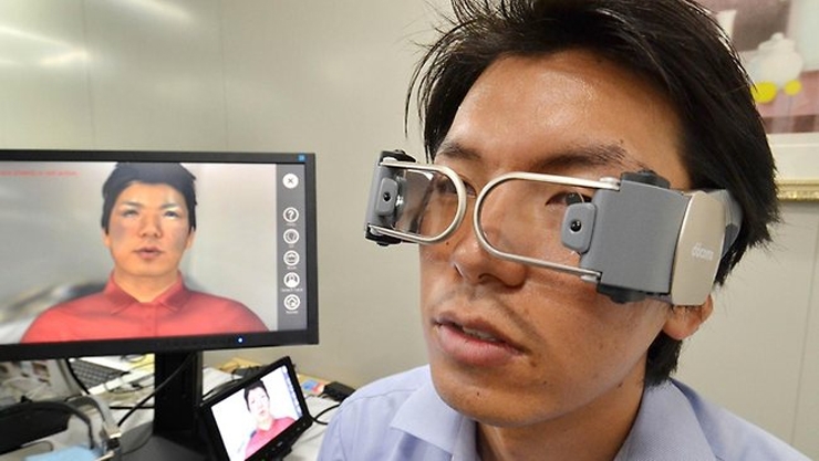 Intelligent Glasses dari NTT Docomo Mampu Menerjemahkan Bahasa 16 ntt docomo glasses