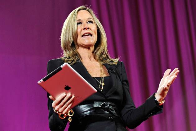 Apple Bajak CEO Rumah Mode Burberry 1 rumah mode