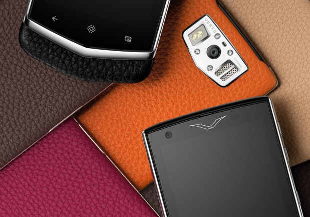 Vertu Luncurkan Constellation Android 13 vertu constellation v collage 1380693543