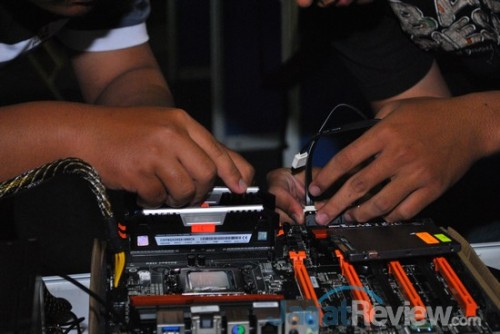 AOCT 2013 Nasional - Kilas Balik Hari Pertama: Audisi 6 Peserta audisi harus menyelesaikan perakitan sistem, mengatur konfigurasi overclocking sederhana, dan menjalankan benchmark untuk menyelesaikan tahap kedua ini.