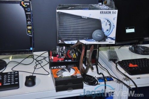 AOCT 2013 Nasional - Kilas Balik Hari Kedua: Pro OC Tournament 6 NZXT meminjamkan Kraken X60 dan 2 kipas FX140 untuk digunakan di Pro OC Tournament ini.