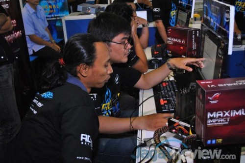 AOCT 2013 Nasional - Kilas Balik Hari Ketiga: Kualifikasi Sesi Asus 5 Benchmark 3DMark Ice Storm membuat peserta harus berpikir keras apa saja yang harus mereka atur dalam sistem mereka agar skor yang dihasilkan maksimal.