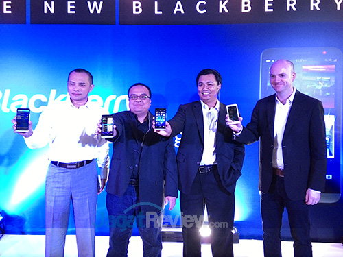 Smartphone Blackberry Quad Core Pertama Luncur di Indonesia 1 Blackberry Z30 Launch