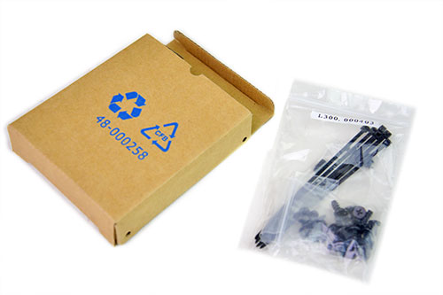 Review Corsair Carbide Series Air 540 - Casing dengan Dua Ruangan Terpisah 2 Perlengkapan ini terbungkus dalam sebuah plastik clip.