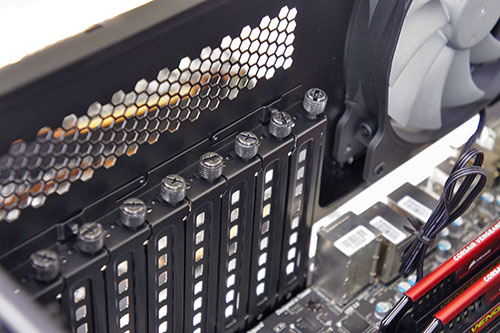 Review Corsair Carbide Series Air 540 - Casing dengan Dua Ruangan Terpisah 16 DSC03880