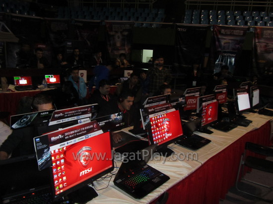 Gaming Rig untuk Turnamen CD: GO MSI BEAT IT 2013 Final 5 IMG 6854