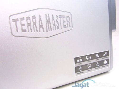 TerraMaster F4 NAS (69)