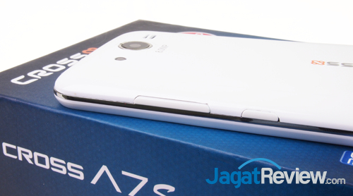 Review Smartphone Cross A7S: MediaTek Dual-Core Murah, Performa Kencang 10 cross a7s right side