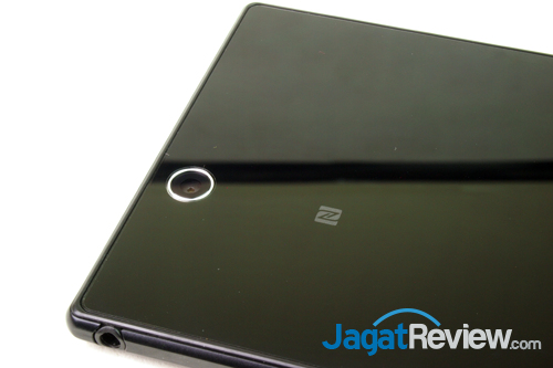 Review Sony Xperia Z Ultra: Android Layar Besar Tahan Air dengan Kinerja Tinggi 2 sony xperia z ultra back camera