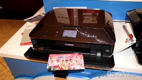 Canon Kenalkan Printer Wireless Multifungsi dengan Warna Menarik 2 Tombol virtual akan muncul di sekitar layar untuk menjalankan beberapa fungsi tertentu.