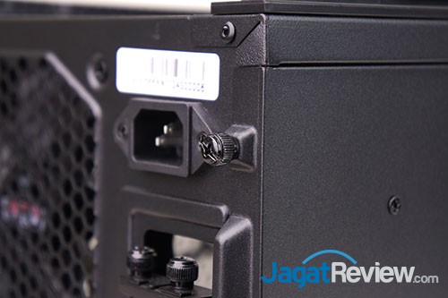 Review HAF Stacker 915F: Casing Gaming Untuk Sistem Mini-ITX 7 SDSC04307