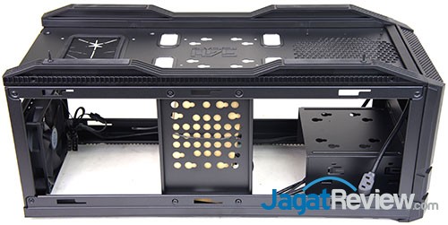 Review HAF Stacker 915F: Casing Gaming Untuk Sistem Mini-ITX 20 SDSC04320