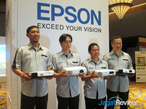 Jajaran Proyektor Terbaru Epson untuk Segmen Bisnis dan Hiburan 1 epson4