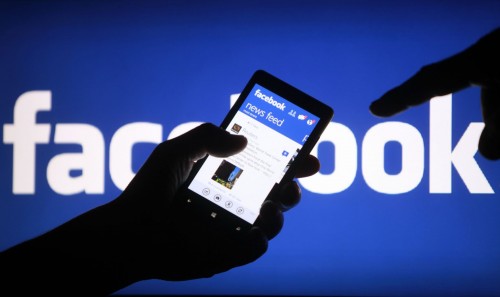 Pengguna Facebook yang Terhubung Hanya dengan Smartphone Terus Meningkat 1 facebook