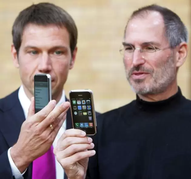 Terungkap, Strategi Steve Jobs Patenkan iPhone Pertama 9 iphone1