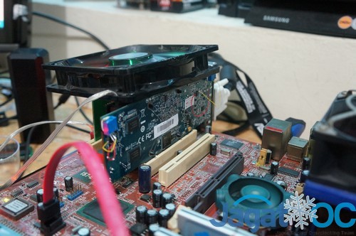 HWBOT Country Cup 2013 Hardware Highlights: HIS Radeon HD 5450 PCI 512MB GDDR3 13 DSC05061ss