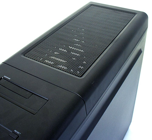 Hands-On Review Thermaltake Urban S31: Lengkap Dengan Dock Hard Disk! 43 Bagian atas ini dapat Anda buka untuk pemasangan water cooling