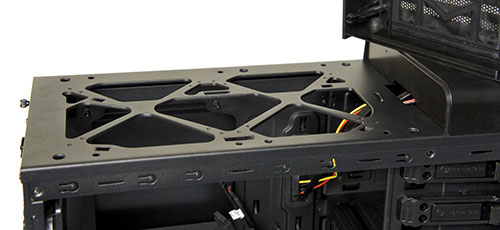 Hands-On Review Thermaltake Urban S31: Lengkap Dengan Dock Hard Disk! 46 Anda dapat memuat kipas dan water cooling hingga radiator 240 mm (Dual Radiator)