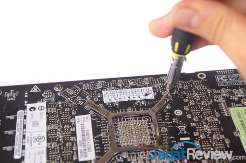 Review NZXT Kraken G10: Solusi Watercooling Murah Bagi GPU 3 KrakenG10_290X_08