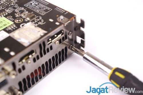 Review NZXT Kraken G10: Solusi Watercooling Murah Bagi GPU 4 KrakenG10_290X_09