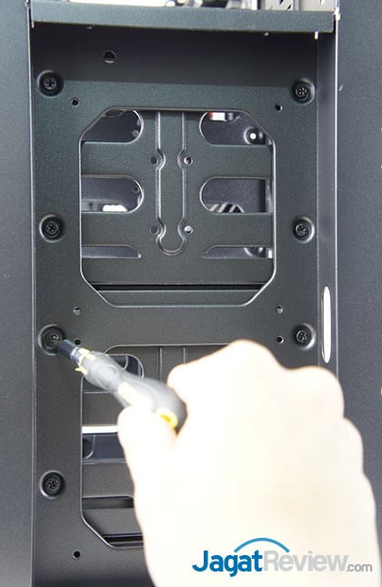 HAF Stacker 935 (925 + 915R): Casing Full Mod Tower dengan Konfigurasi Tanpa Batas 8 SDSC00065