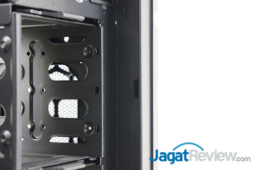HAF Stacker 935 (925 + 915R): Casing Full Mod Tower dengan Konfigurasi Tanpa Batas 1 SDSC00066