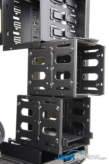 HAF Stacker 935 (925 + 915R): Casing Full Mod Tower dengan Konfigurasi Tanpa Batas 10 SDSC00072