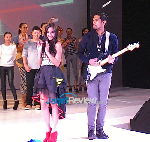 Lenovo Vibe X Diluncurkan di Jakarta 3 VibeX Icon