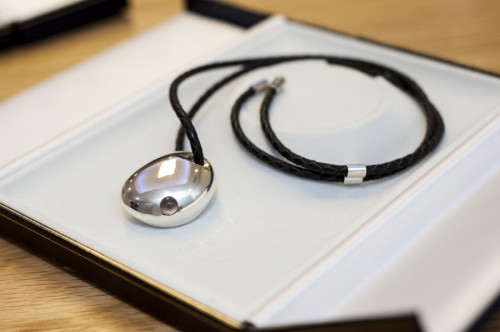 csr_bluetooth_smart_jewellery_concept
