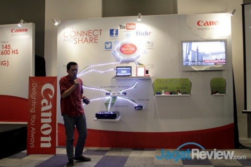 Canon iMAGE Gateway: Cloud Service untuk Kamera Digital Canon 1 Asa Theodorus dari Datascrip memperkenalkan Canon iMAGE Gateway.