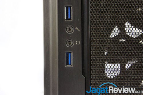 Hands-On Review Cooler Master Elite 130: Casing Mini-ITX Yang Mendukung Water Cooling Compact 5 Terdapat port USB 3.0 dan Autio In/Out di sisi depan casing.