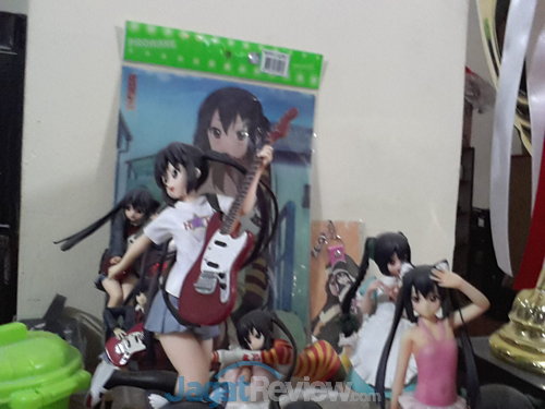 Review Google Nexus 10 (KitKat): Tablet Android Dual Core Kencang 12 Nexus 10 hasil foto indoor (kamera depan)